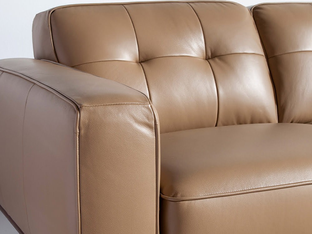 Sofá tapizado en piel capitoné 6120 Angel Cerdá