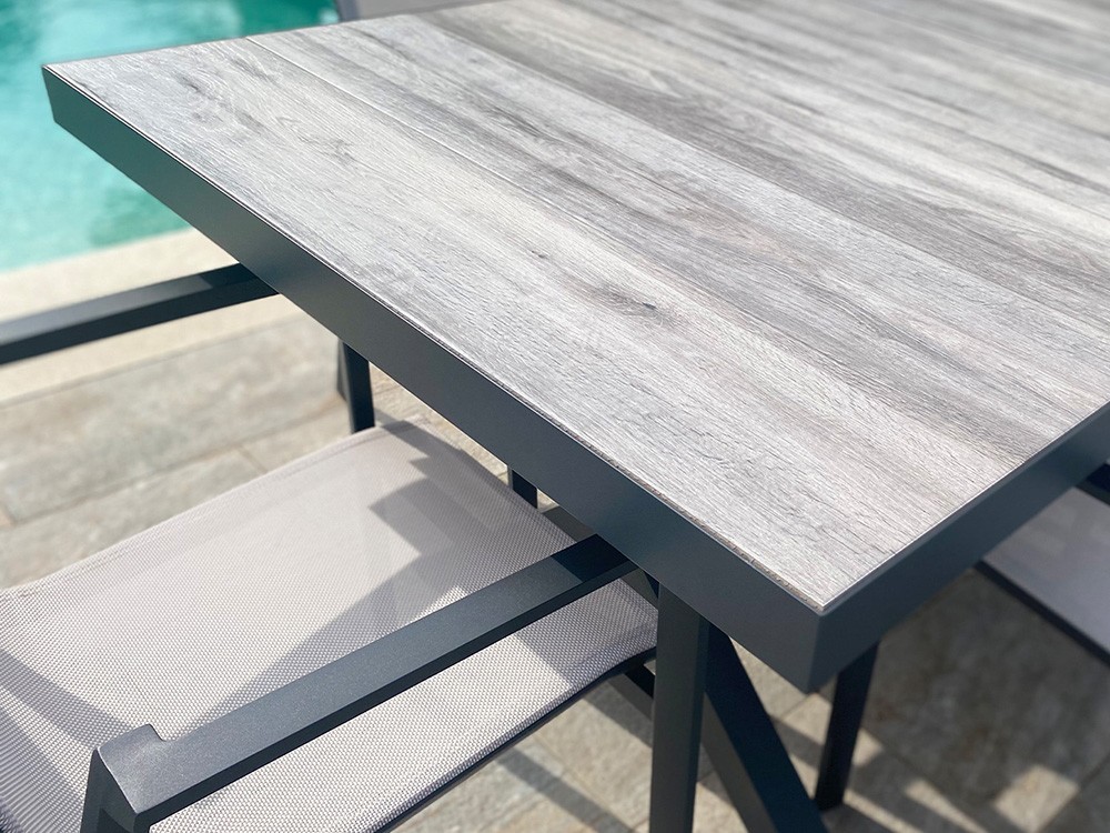 Mesa extensible de comedor exterior Segovia en aluminio y cerámica Segovia de Majestic - 3