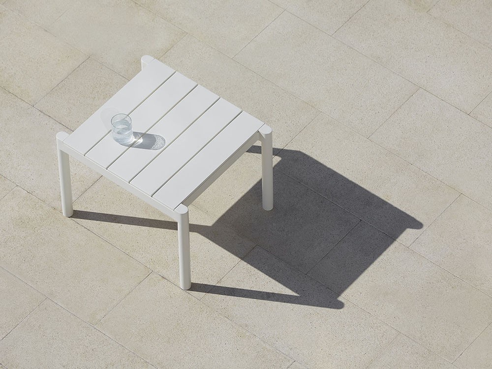Mesa auxiliar para salón exterior de aluminio y hpl o porcelánico Origin de Point - 1
