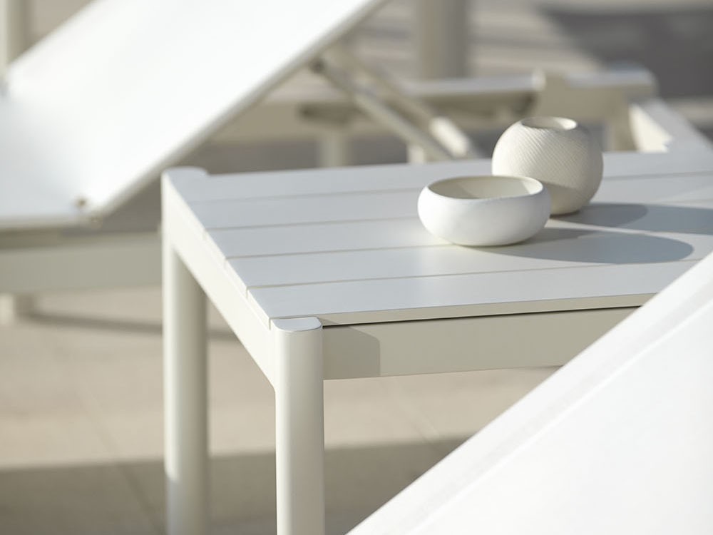 Mesa auxiliar para salón exterior de aluminio y hpl o porcelánico Origin de Point - 15