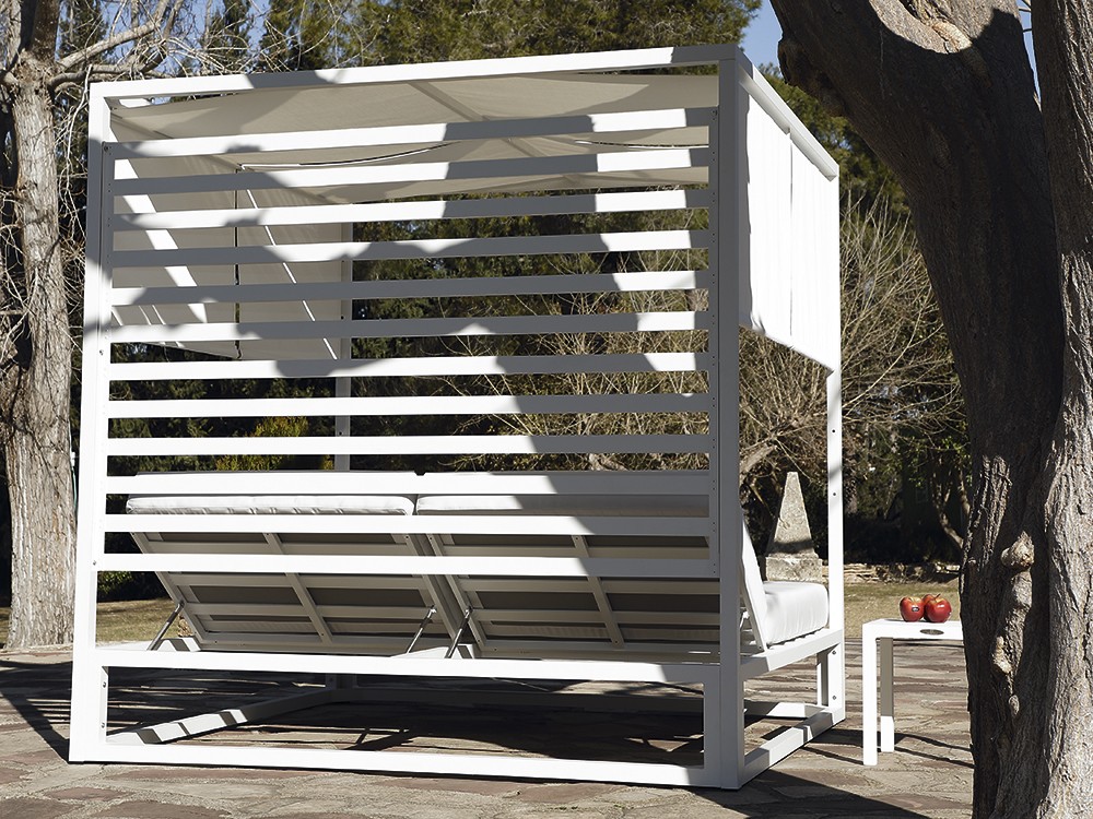 Cama balinesa de aluminio blanco Milán de Arkimueble - 3