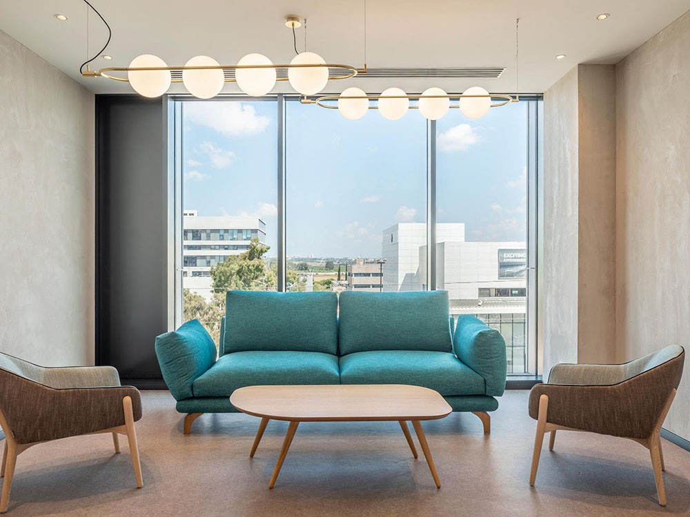 Mesa de centro Alo chapada en roble de Beltá & Frajumar - 1