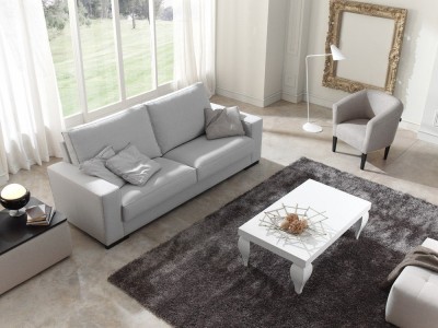 Acabados perfectos y presencia sólida. Nimo es un sofá contemporáneo que aporta estilo y comodidad al salón.