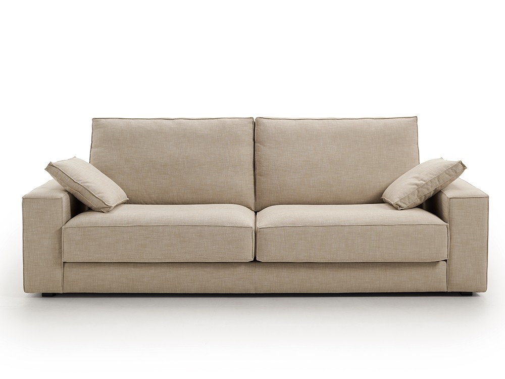 Nimo, un sofá sólido y cómodo con tapizado en tejidos seleccionados. Costuras y detalles cuidados al milímetro.