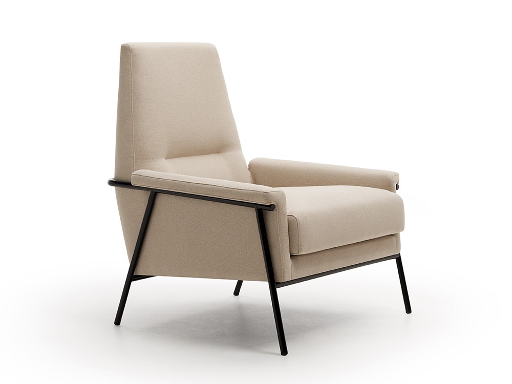 Butaca Bluss: diseño geométrico y estructura tubular que crean un juego visual único sin renunciar a la comodidad.