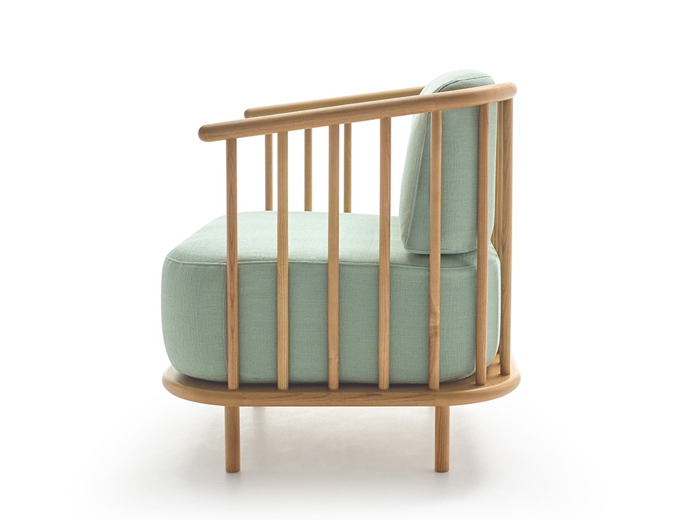 Inspirada en la naturaleza, la butaca Cage transmite calidez y protección. Diseño de Ilmiodesign con alma y carácter.