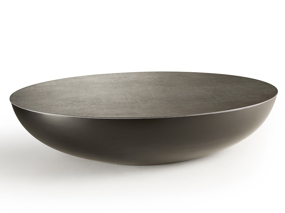 Luna, una mesa de centro minimalista y elegante. Diseño esencial con base en MDF lacado que define su identidad única.