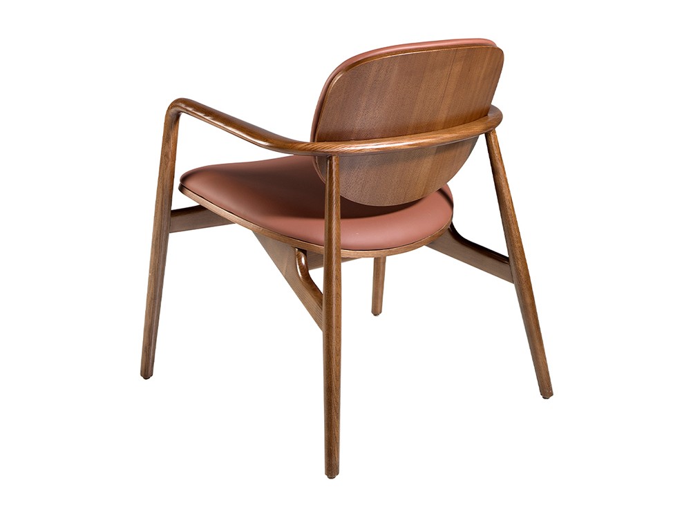 Butaca de madera 4118 tapizada en piel sintética con estructura de madera maciza de Ángel Cerdá - 4 Butaca de madera 4118 tapizada en piel sintética con estructura de madera maciza de Ángel Cerdá - 4