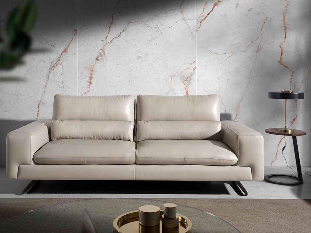 Mesa auxiliar 2115 con sobre de chapa natural de nogal de Ángel Cerdá - 7