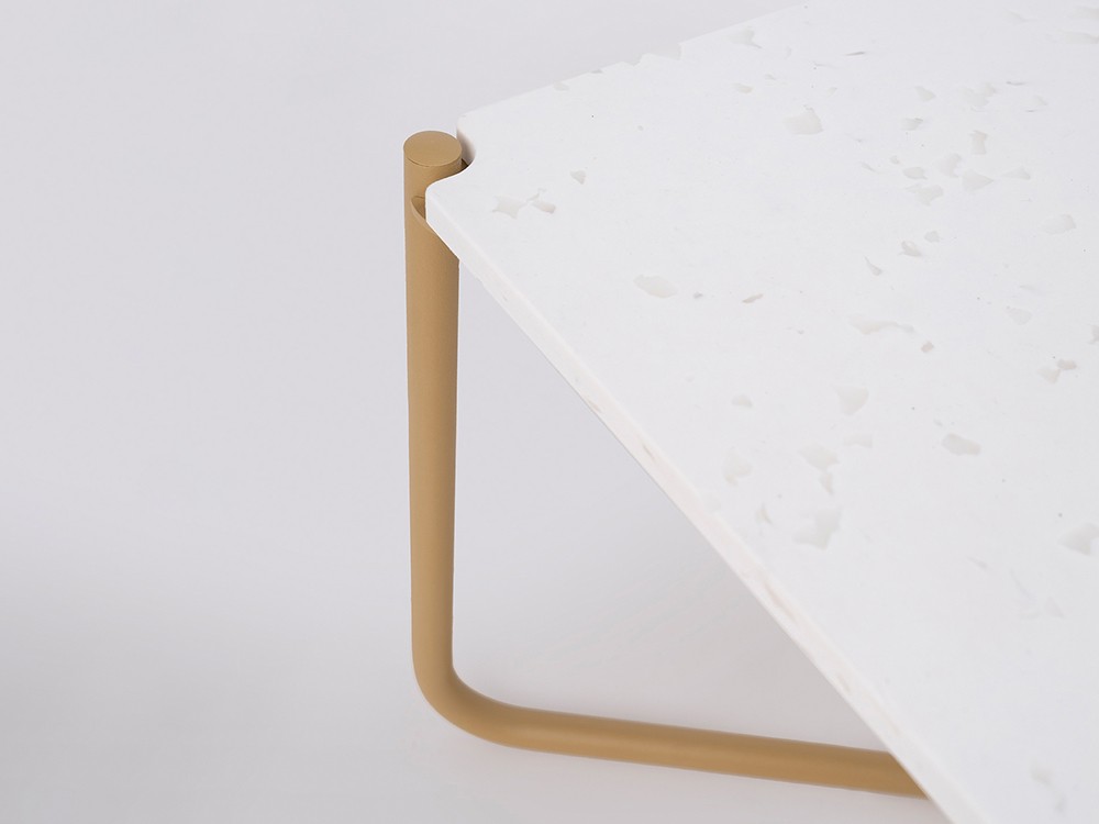 Mesa baja de centro o auxiliar Uda Pet Blanco de Ondarreta - 5