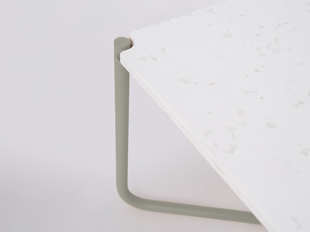 Mesa baja de centro o auxiliar Uda Pet Blanco de Ondarreta - 7