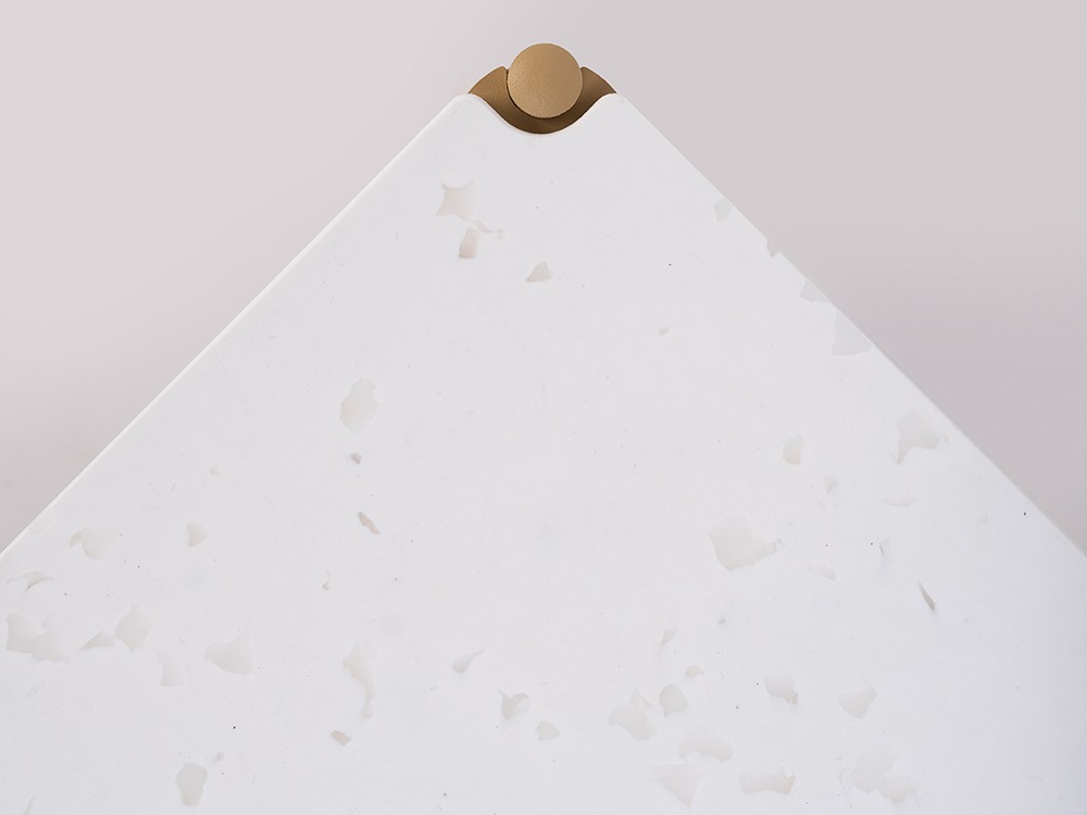 Mesa baja de centro o auxiliar Uda Pet Blanco de Ondarreta - 2