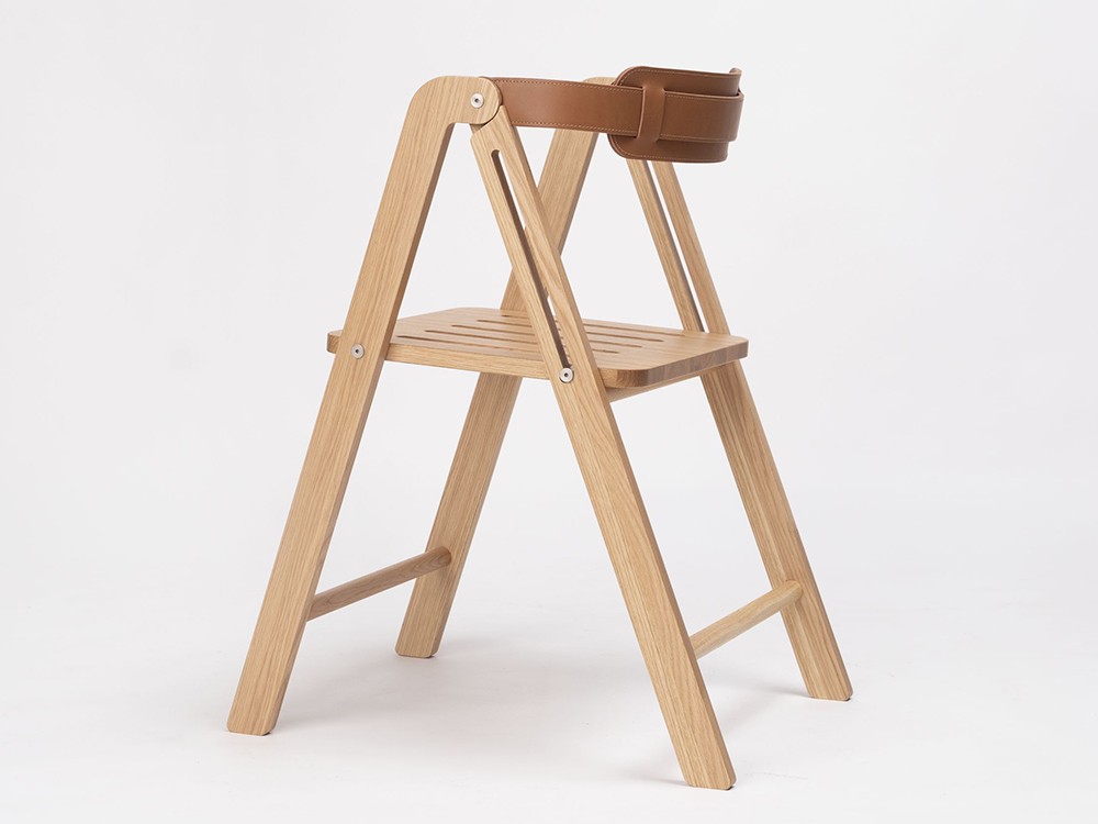 Silla plegable de madera de roble y cuero Ika de Ondarreta - 9