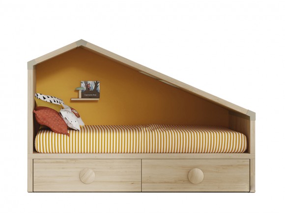 Cama casita montessori fabricada en madera de haya, miniMOB, Mobel 6000