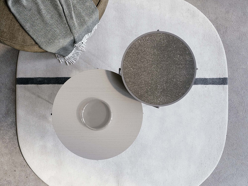 Mesa auxiliar redonda Fil en laca poro abierto, laca o porcelánico de Besform - 3