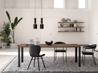 Mesa de roble Smart Side Crossover de Devina Nais - 1
