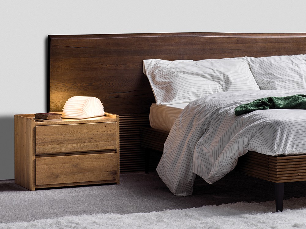 Cama con cabezal Zen corteza Zero.16 de roble matérico Devina Nais - 3