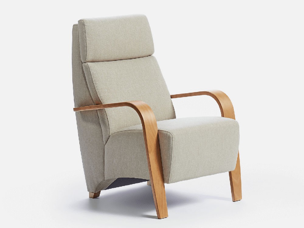 Butaca con patas curvadas Nicky Tajoma - 1