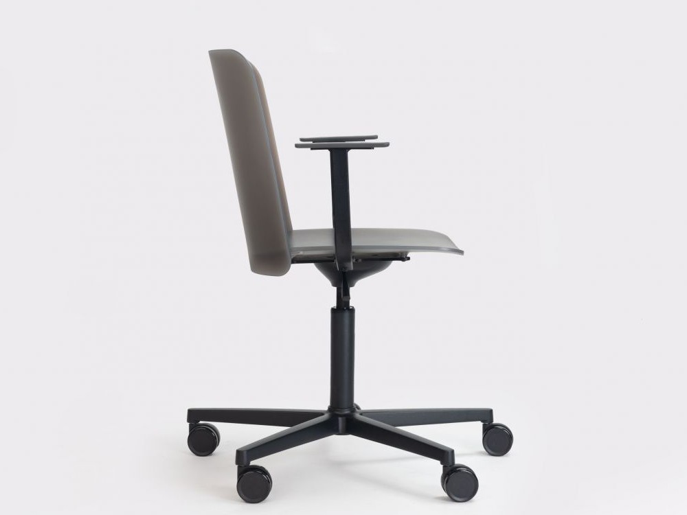 Silla oficina giratoria y elevable con ruedas y brazos Supra polipropileno  de ondarreta - 16