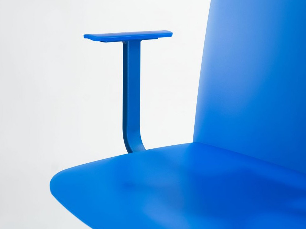 Silla oficina giratoria y elevable con ruedas y brazos Supra polipropileno  de ondarreta - 21