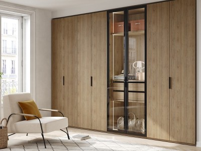 Armario con ocho puertas lisa y Vitrina en acabado laminado madera Kalm 14 de Mobenia - 1