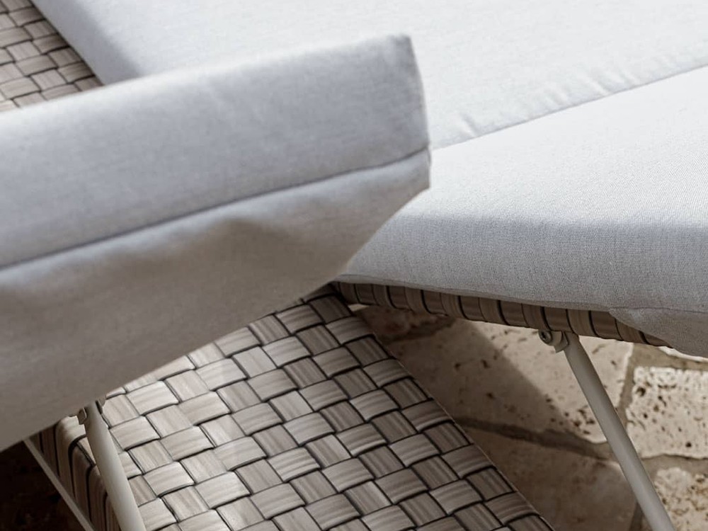 Tumbona doble de aluminio y fibra sintética con colchonestas tapizadas Brafta de Skyline - 7