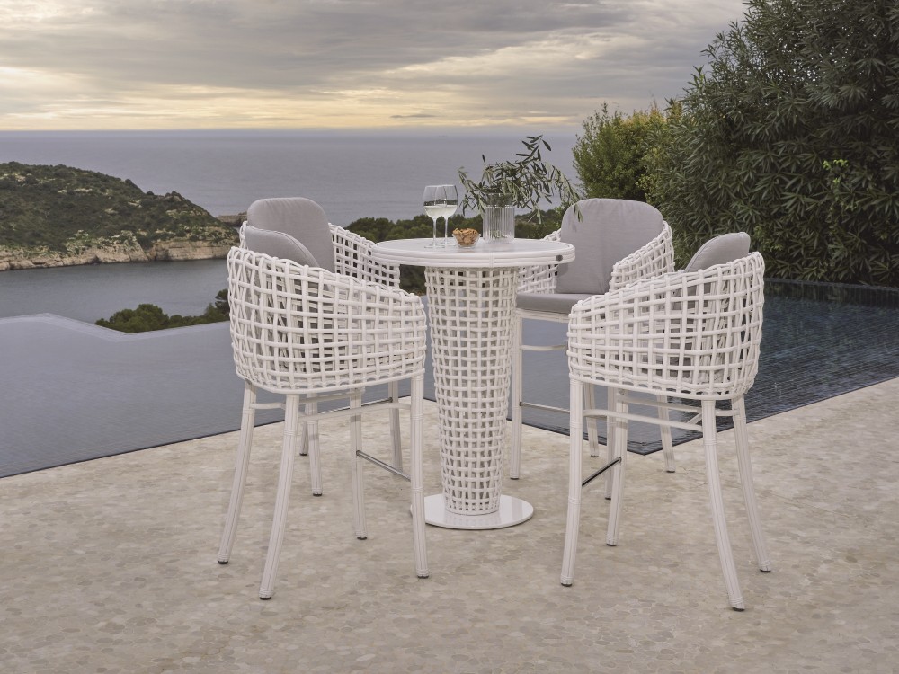 Taburete alto de aluminio y fibra sintética trenzada con sobre dekton Dinasty de Skyline - 1