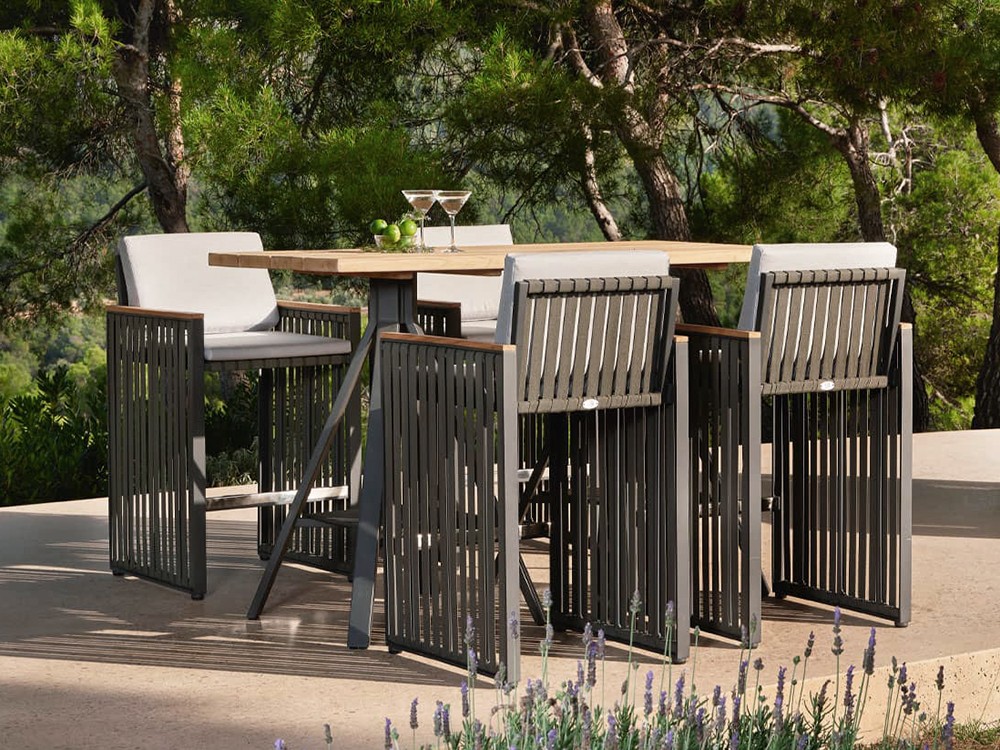 Taburete de aluminio y cinta con madera de teca Horizon de Skyline Design - 1