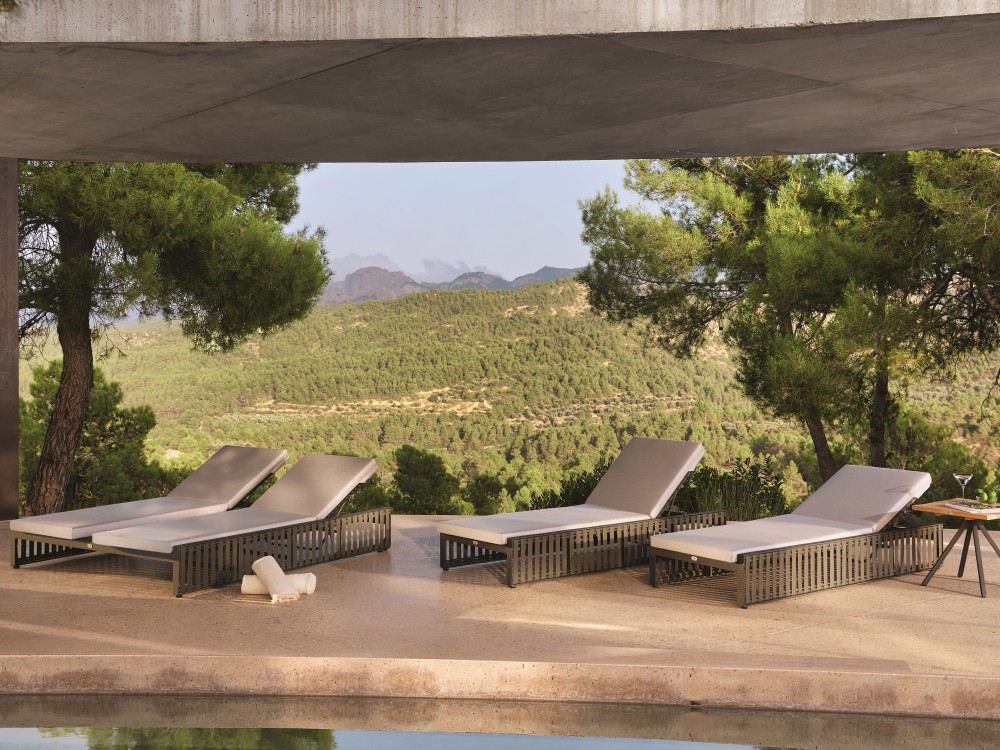 Tumbona doble de aluminio y cinta Horizon de Skyline Design - 1