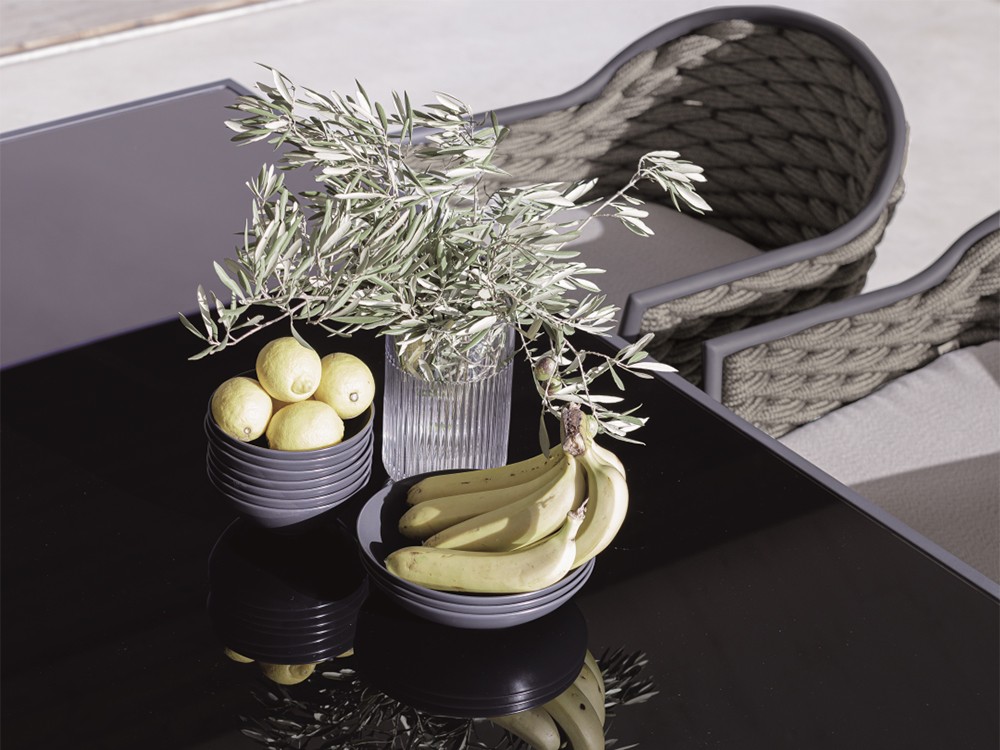 Mesa de centro de aluminio con sobre de cristal negro Serpent de Skyline Design - 5