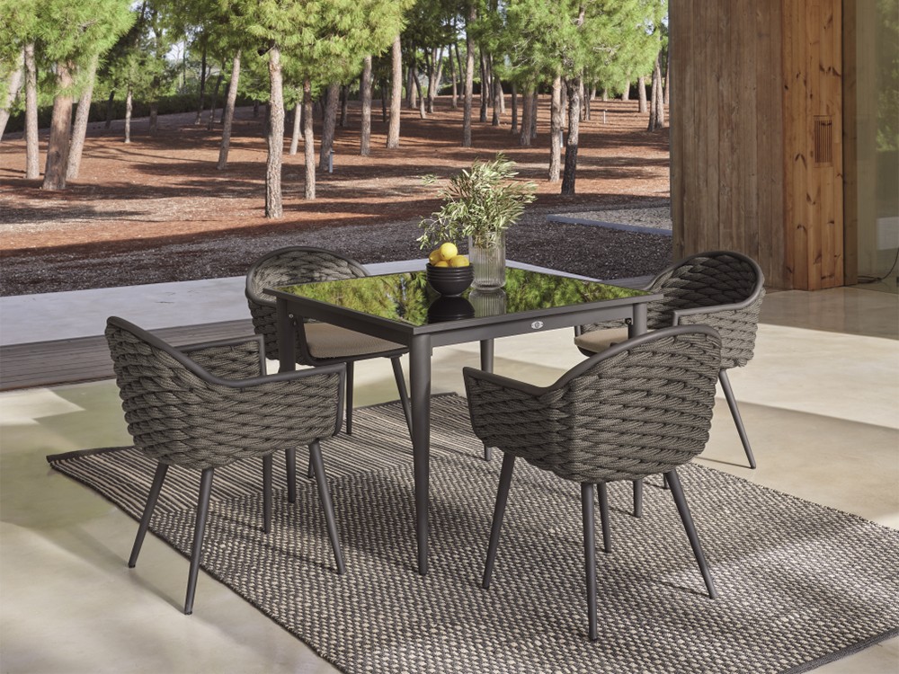 Silla con brazos Serpent Skyline Design