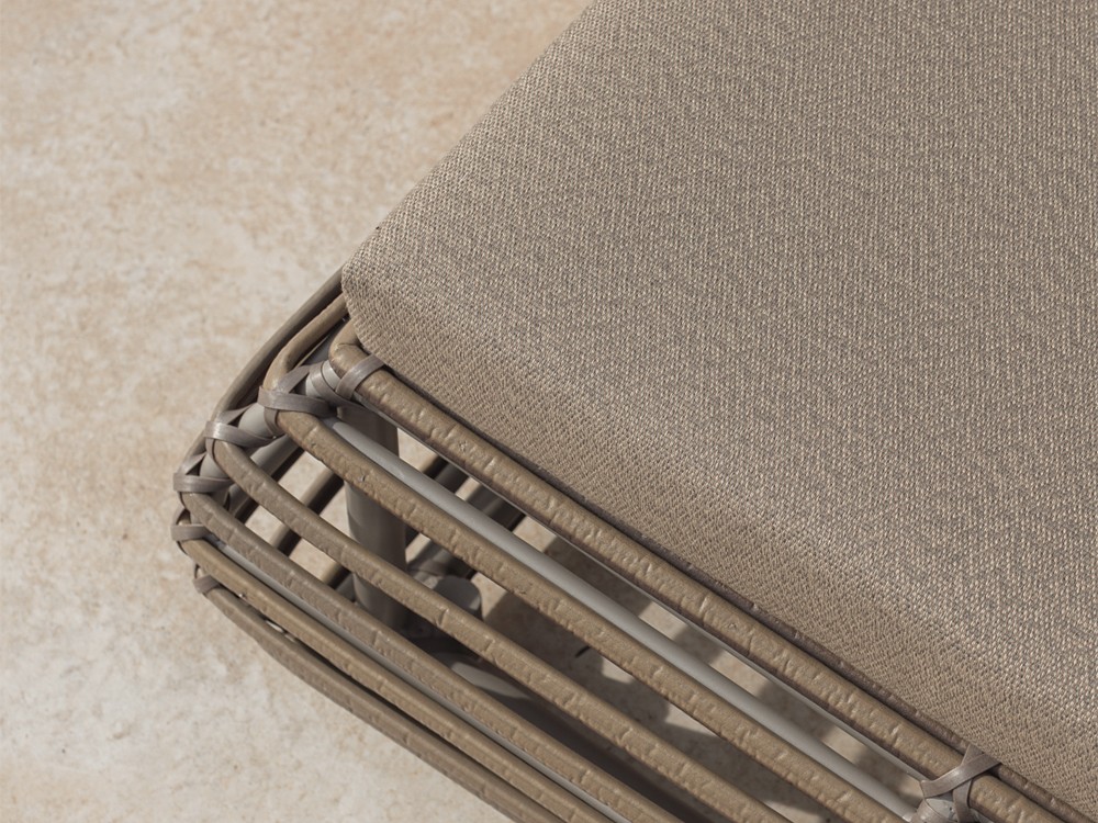 Tumbona reclinable de fibra sintética trenzada Ruby Skyline Design - 2