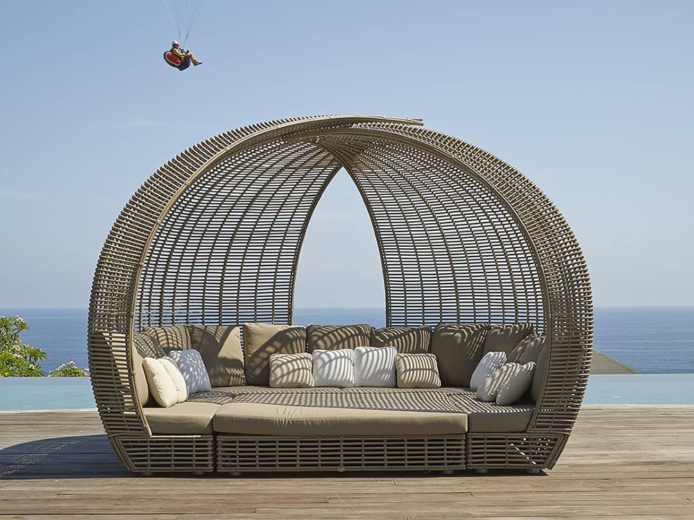 Daybed cerrada de fibra sintética trenzada Spartan Skyline Design - 6