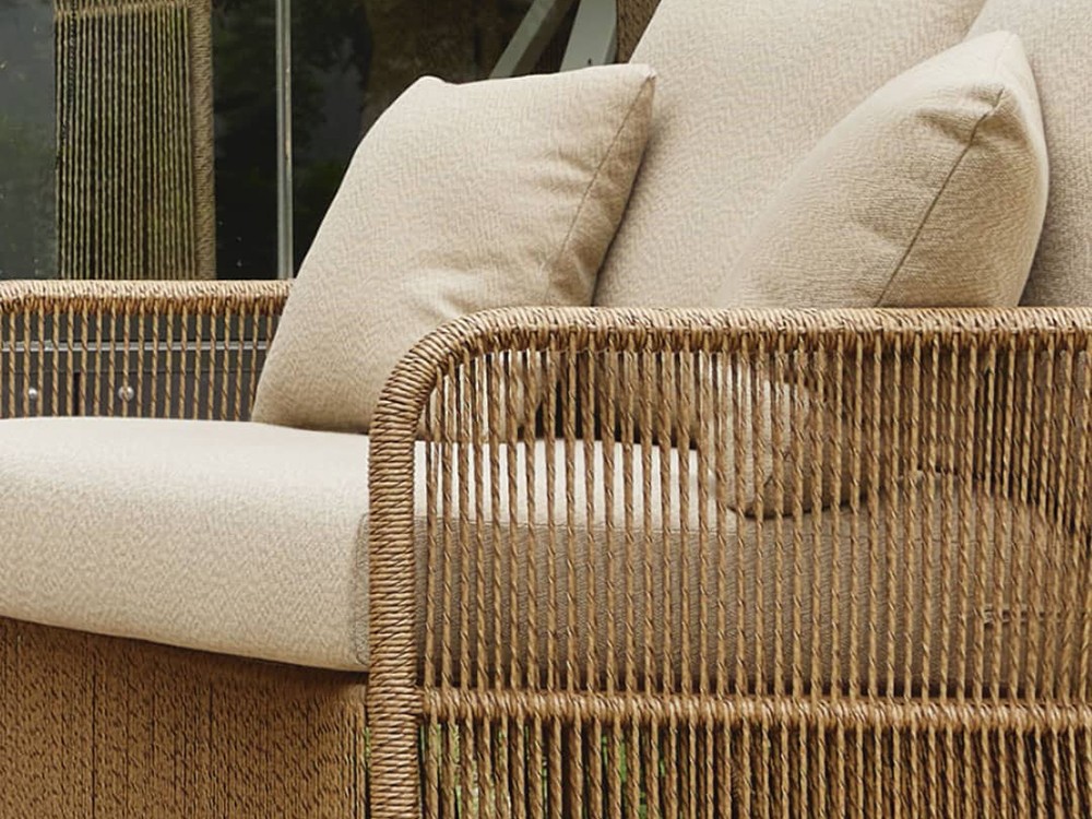 Sofá de dos o tres plazas de fibra sintética trenzada Calixto de Skyline Design - 8