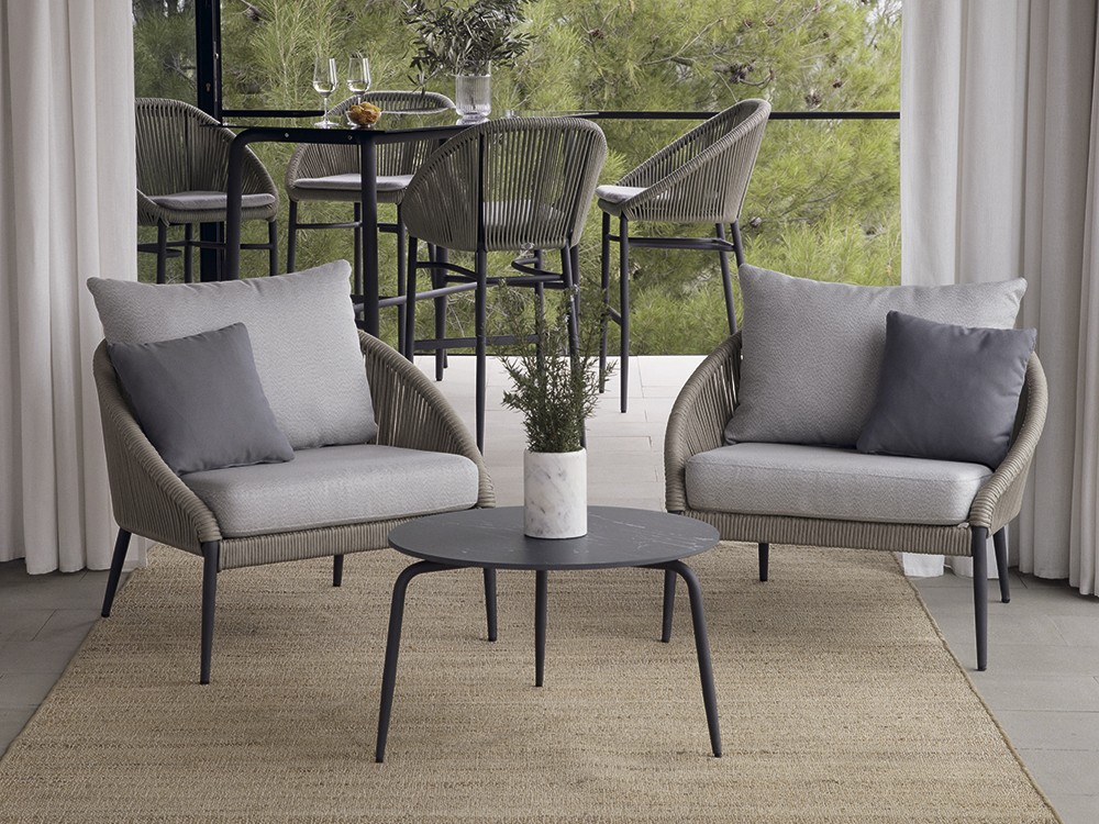 Sillón Rodona de cuerda trenzada y aluminio Skyline Design - 1