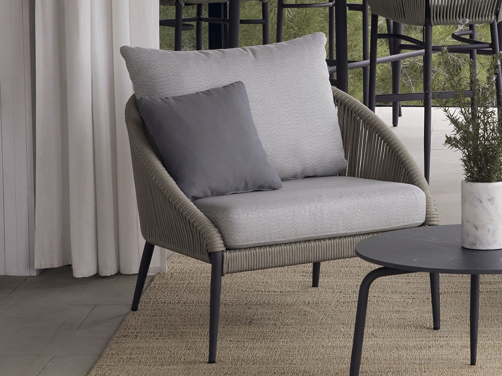 Sillón Rodona de cuerda trenzada y aluminio Skyline Design - 5