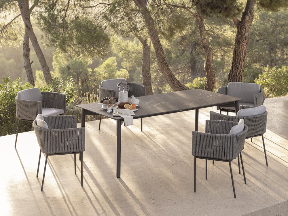 Mesa de comedor cuadrada o rectangular Boston de aluminio y dekton Skyline Design - 1