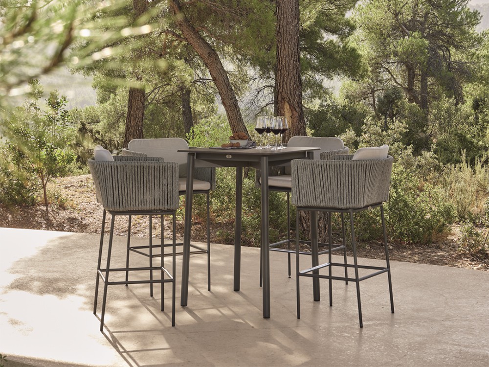 Mesa alta de bar Boston de aluminio y dekton Skyline Design - 1