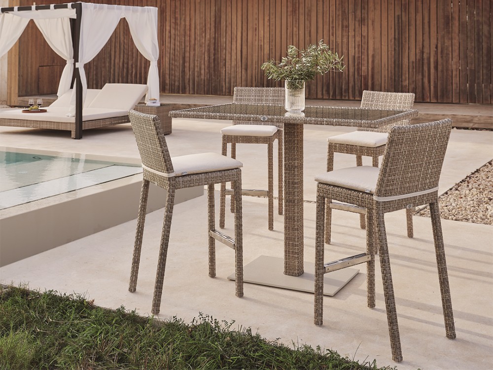 Taburete de fibra sintética trenzada Paloma Skyline Design - 1