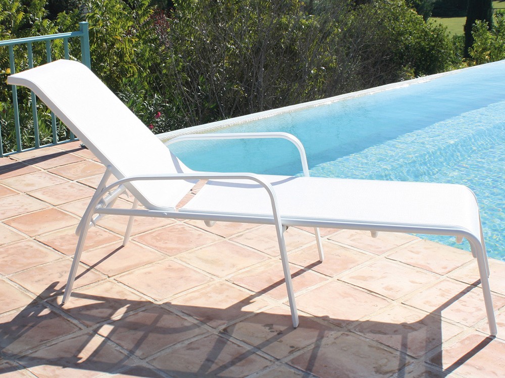 Tumbona reclinable apilable de aluminio y textilene Ríos Majestic Garden - 1