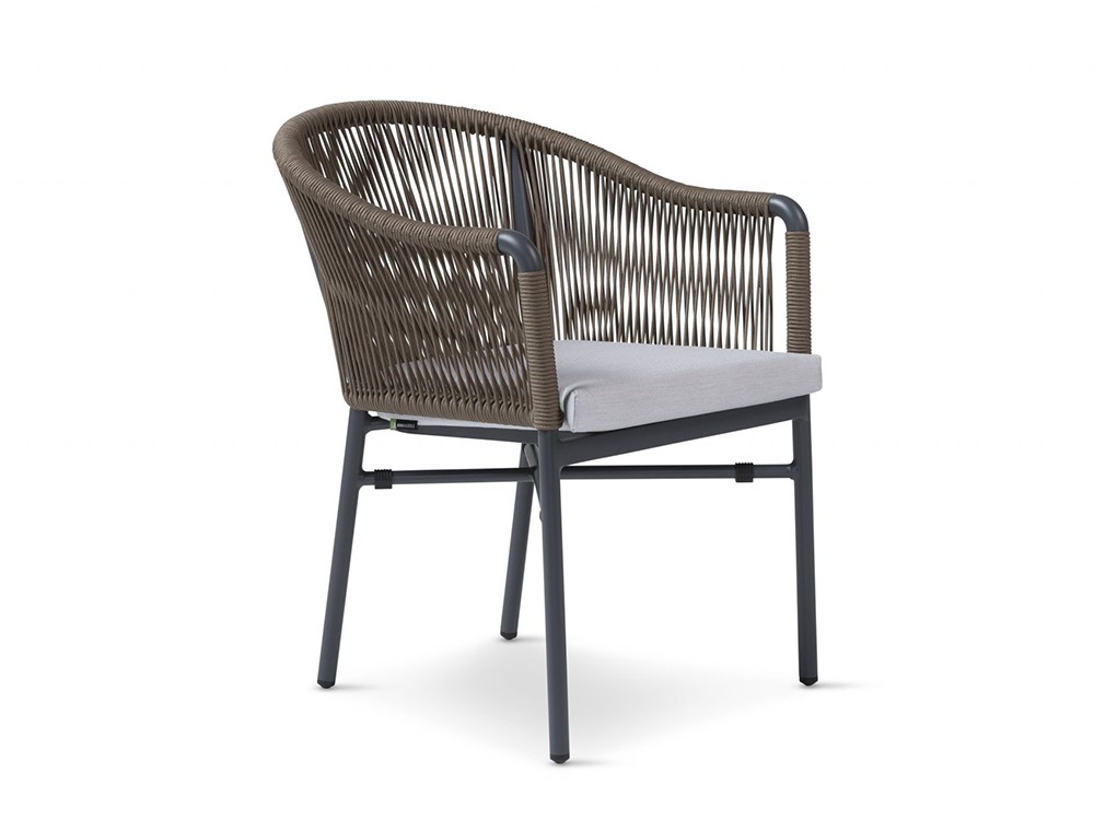 Silla apilable para comedor exterior Tivoli de aluminio y cuerda trenzada de Arkimueble - 1