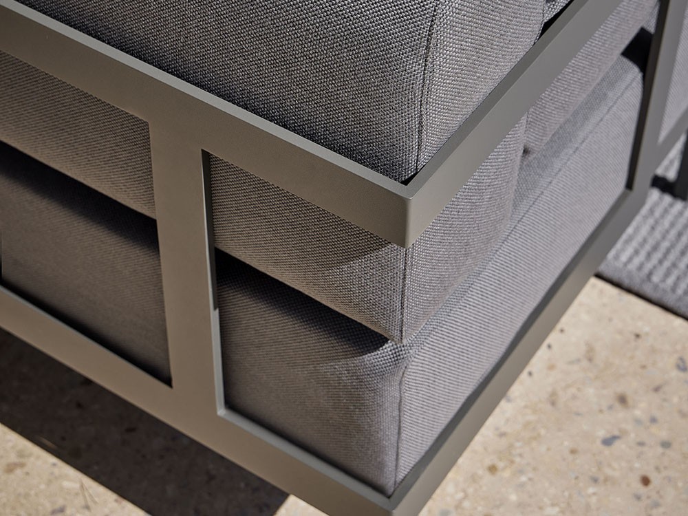 Sillón Legacy Essence para salón exterior de aluminio blanco o gris con cojines agora de Point - 5