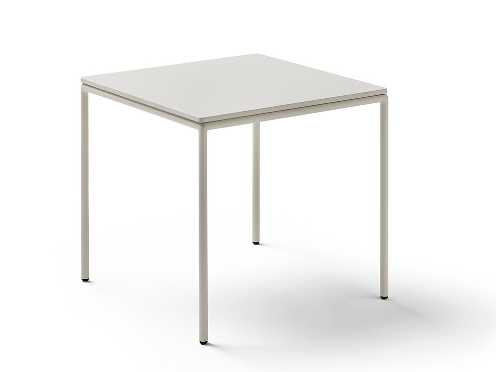 Mesa auxiliar cuadrada para salón exterior de aluminio y hpl o porcelánico City Point - 2