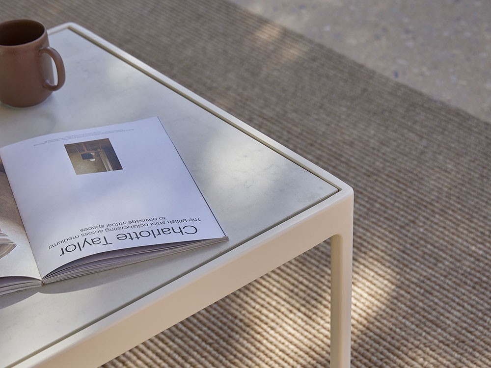 Mesa de centro para salón exterior de aluminio con sobre en aluminio, hpl o porcelánico Legacy de Point - 10