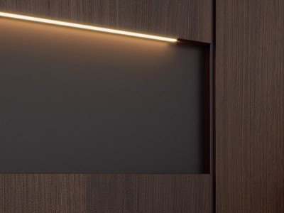 Dormitorio Roma Tempo 03 con cabecero corrido con luz led, bañera y dos mesitas de noche Tegar Mobel - 5
