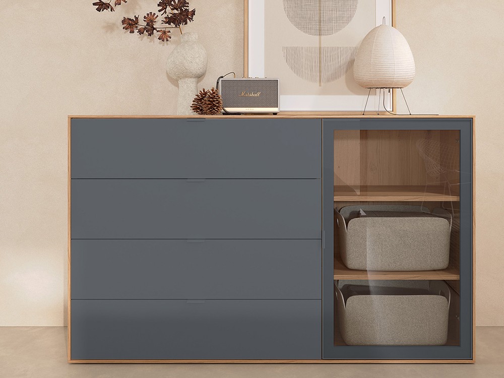 Sifonier Natur Tempo 11 con cuatro cajones y puerta vitrina Tegar Mobel - 7