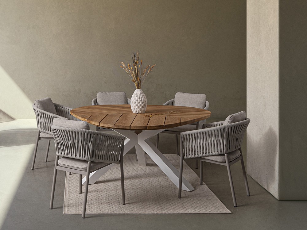 Mesa para comedor exterior Palmdale Triangular con base de aluminio y sobre de teca clase A de Bizzotto - 4