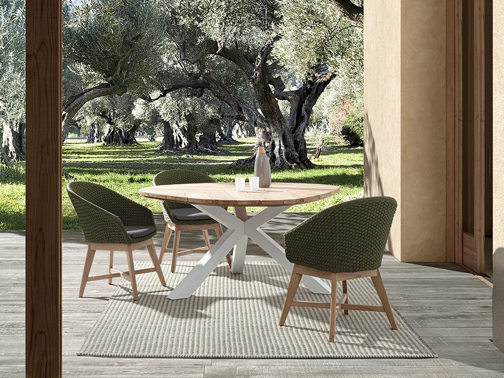 Mesa para comedor exterior Palmdale Triangular con base de aluminio y sobre de teca clase A de Bizzotto - 5