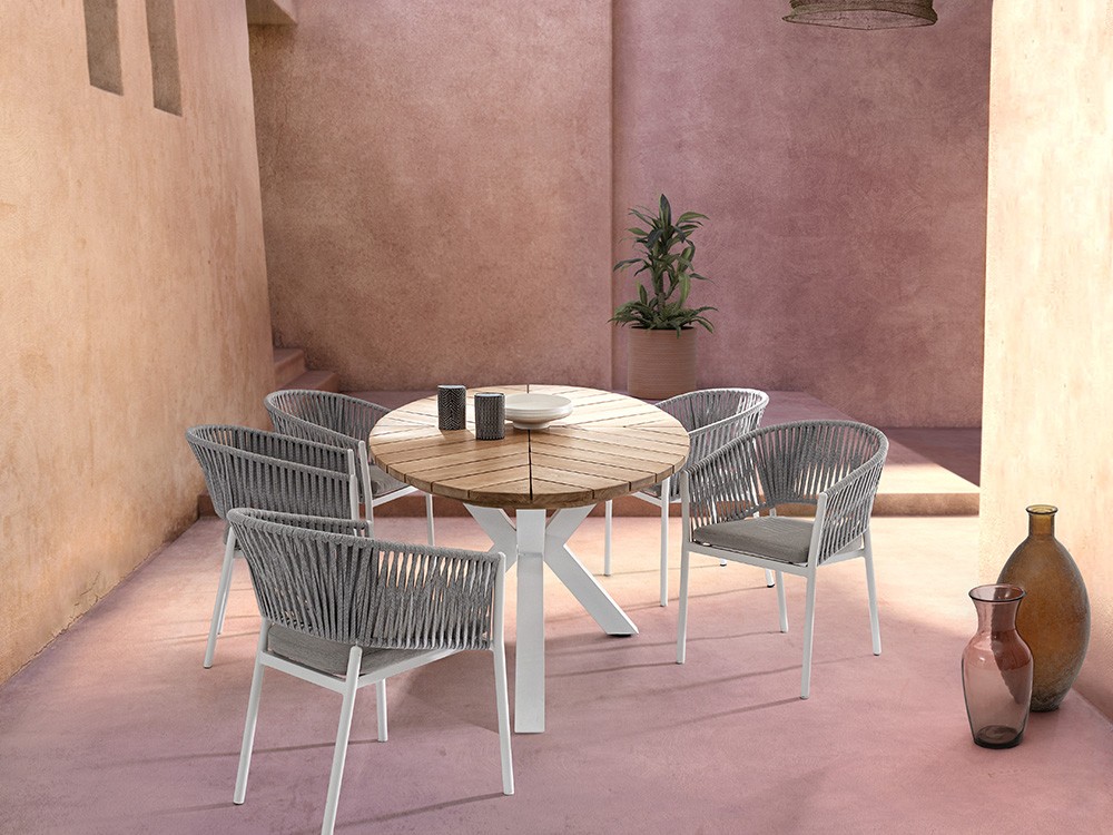 Mesa para comedor exterior Palmdale Ovalada con pies de aluminio y sobre de madera de teca clase A de Bizzotto - 6