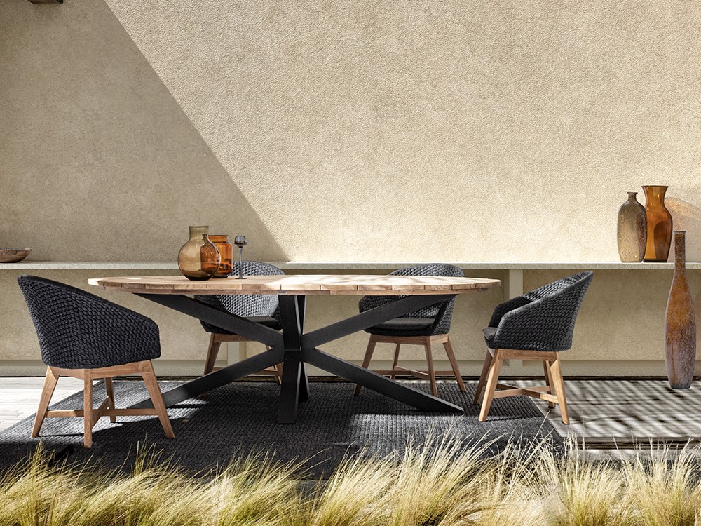 Mesa para comedor exterior Palmdale Ovalada con pies de aluminio y sobre de madera de teca clase A de Bizzotto - 1